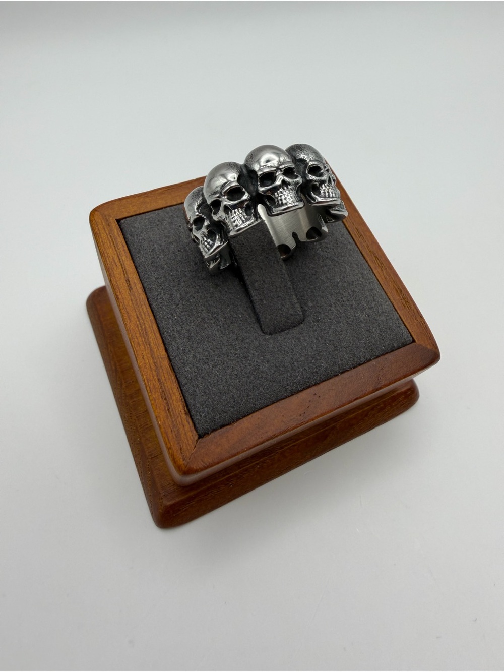 Skull Shape Ring - Picture 5 of 7